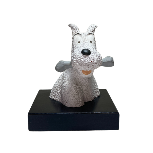 Buste Milou en os par Espace714, sculpture détaillée représentant le personnage de Tintin, vue de face avec finition réaliste