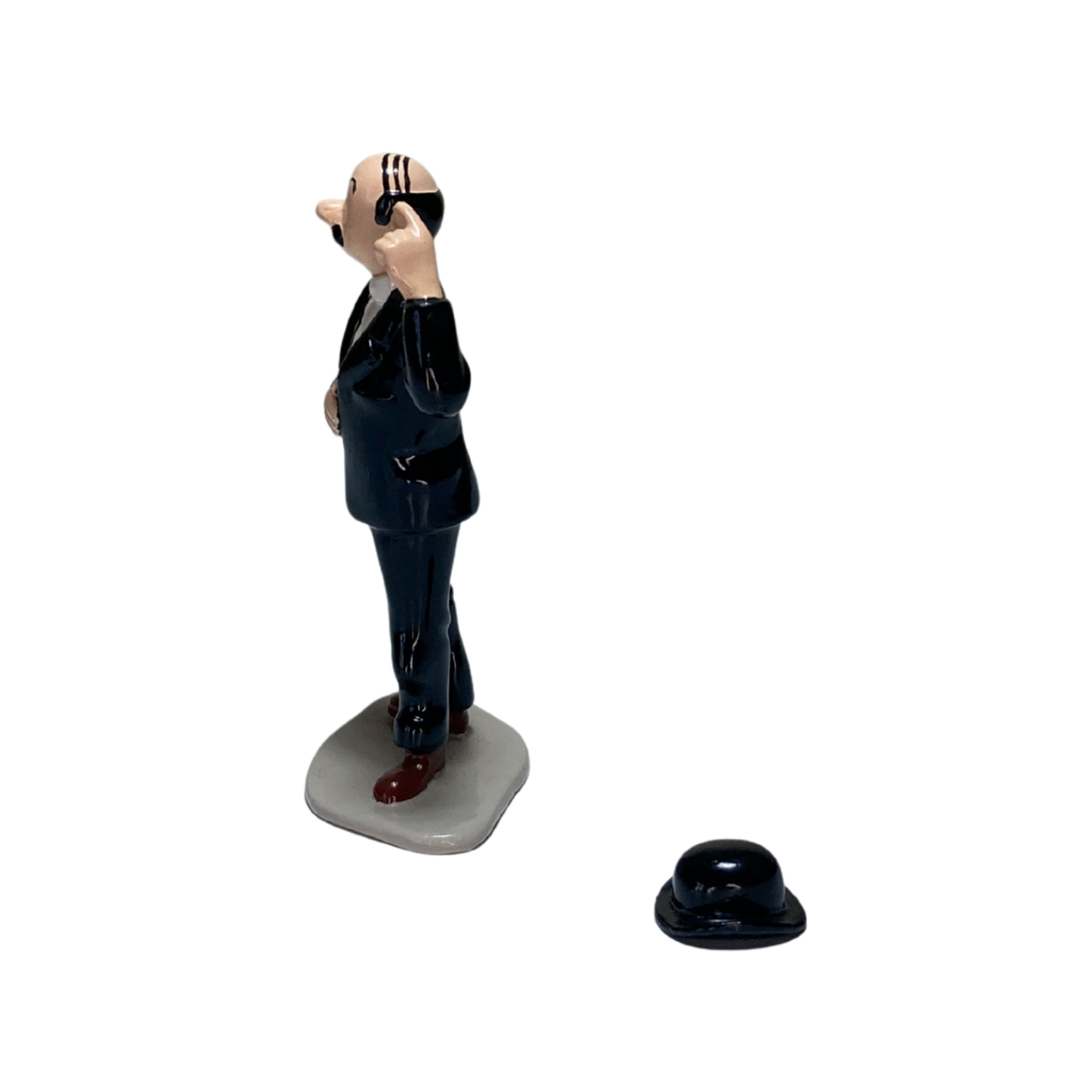 Statue Debout Dupond en résine, figurine artistique de la marque Espace714, avec détails fins et finition soignée.