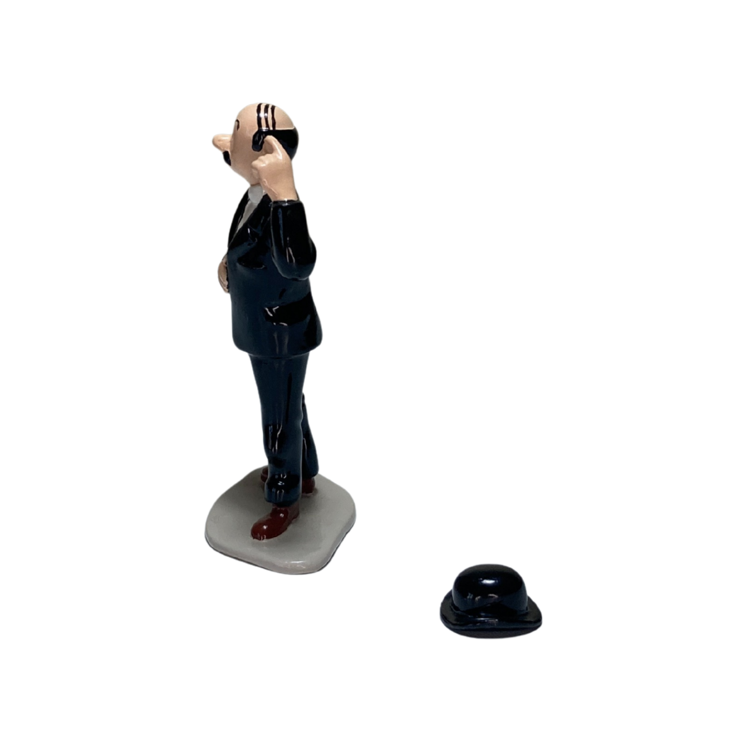 Statue Debout Dupond en résine, figurine artistique de la marque Espace714, avec détails fins et finition soignée.