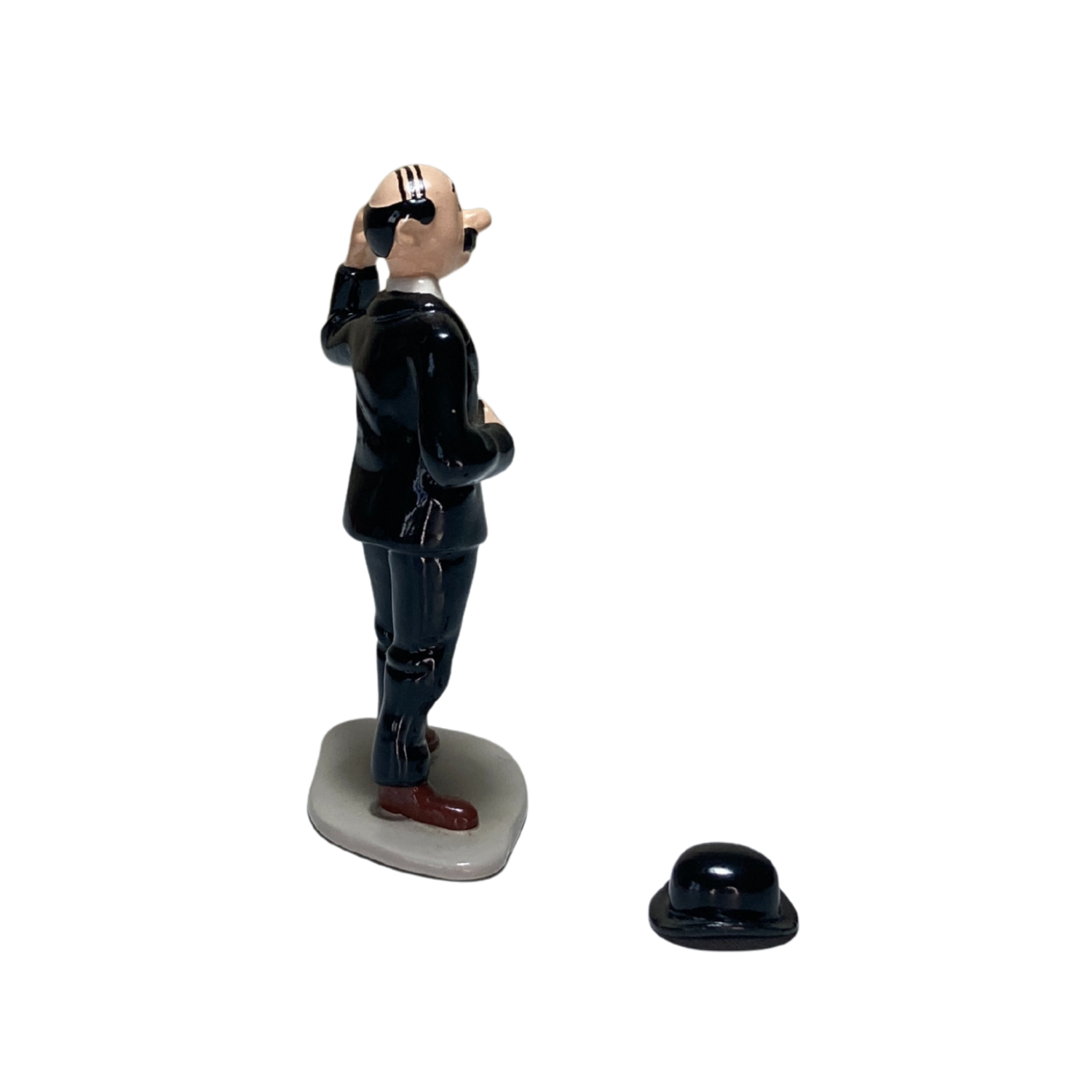Statue de Dupond debout en résine de la marque Espace714, représentant un personnage avec un costume élégant.