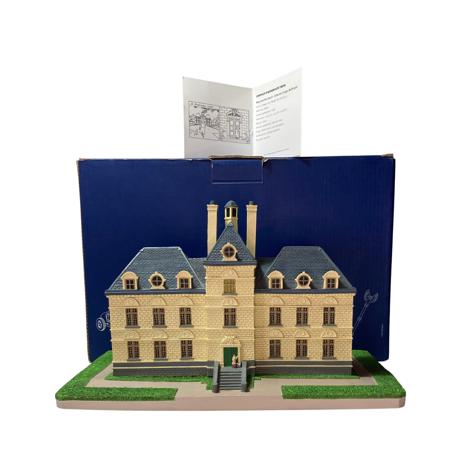 Maquette du château de Moulinsart d'Espace714, vue détaillée de la structure en miniature du célèbre château.
