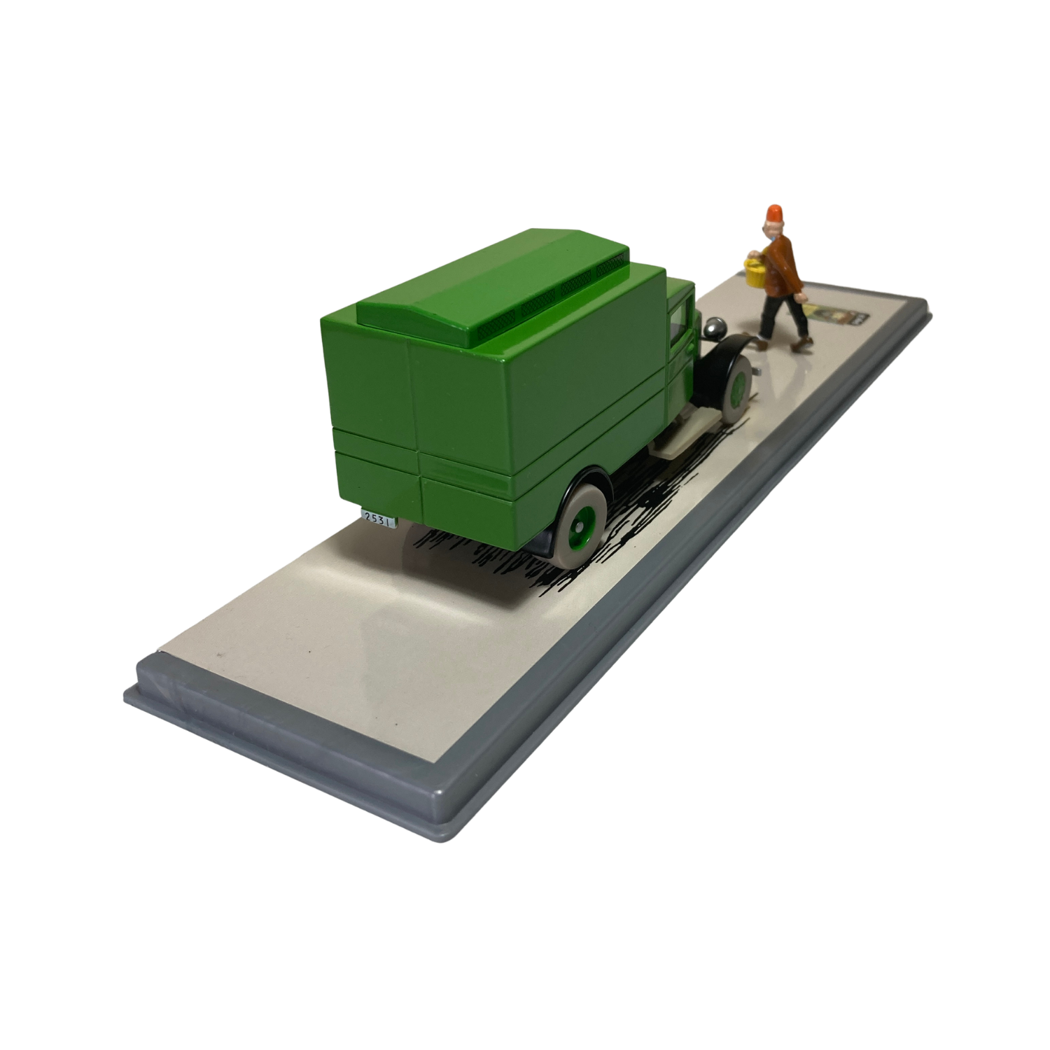 Camion cellulaire Espace714 avec détails colorés, vue de face sur fond blanc, modèle éducatif pour enfants.