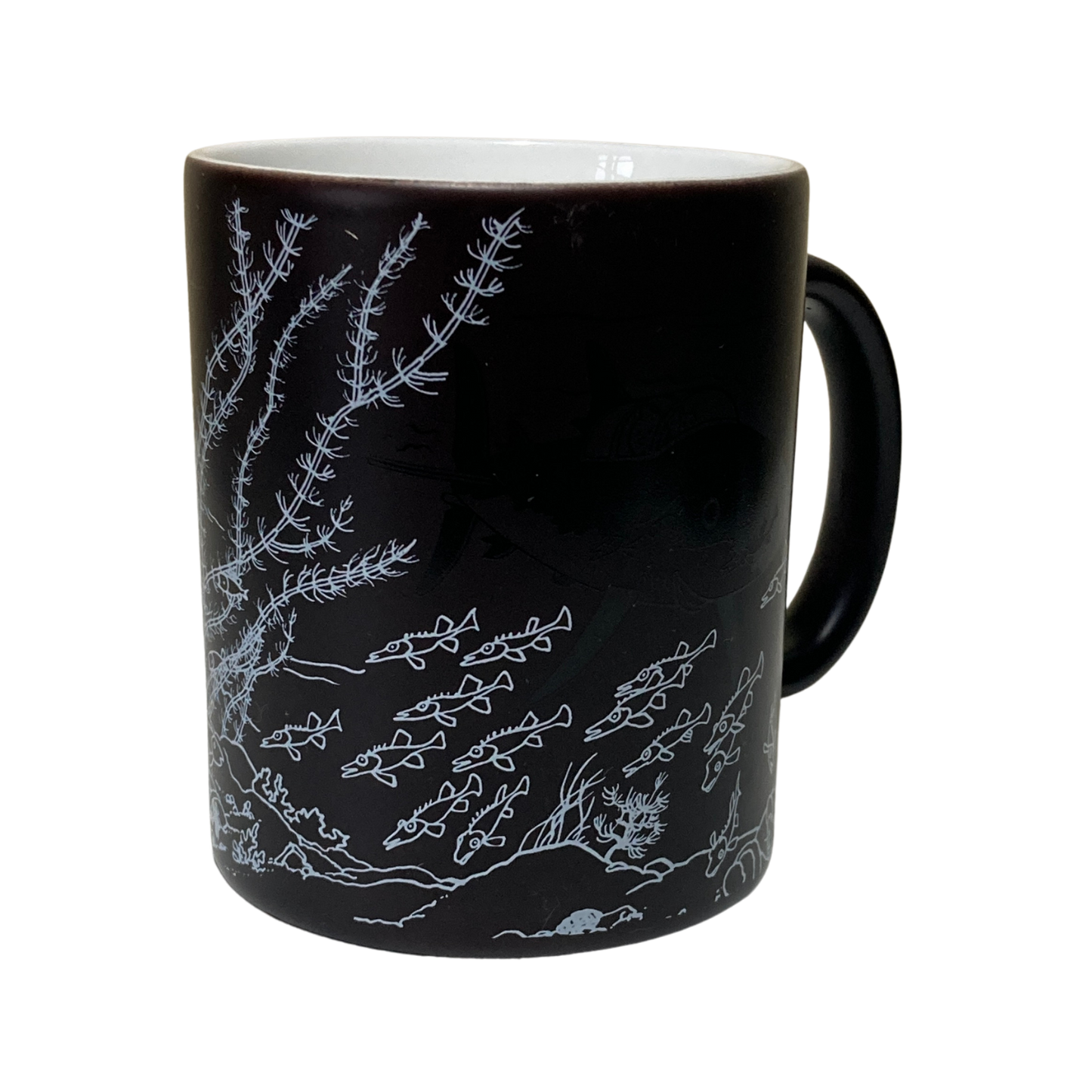 Mug en céramique Le trésor de Rackham le Rouge d'Espace714 avec motif de pirates et design coloré.