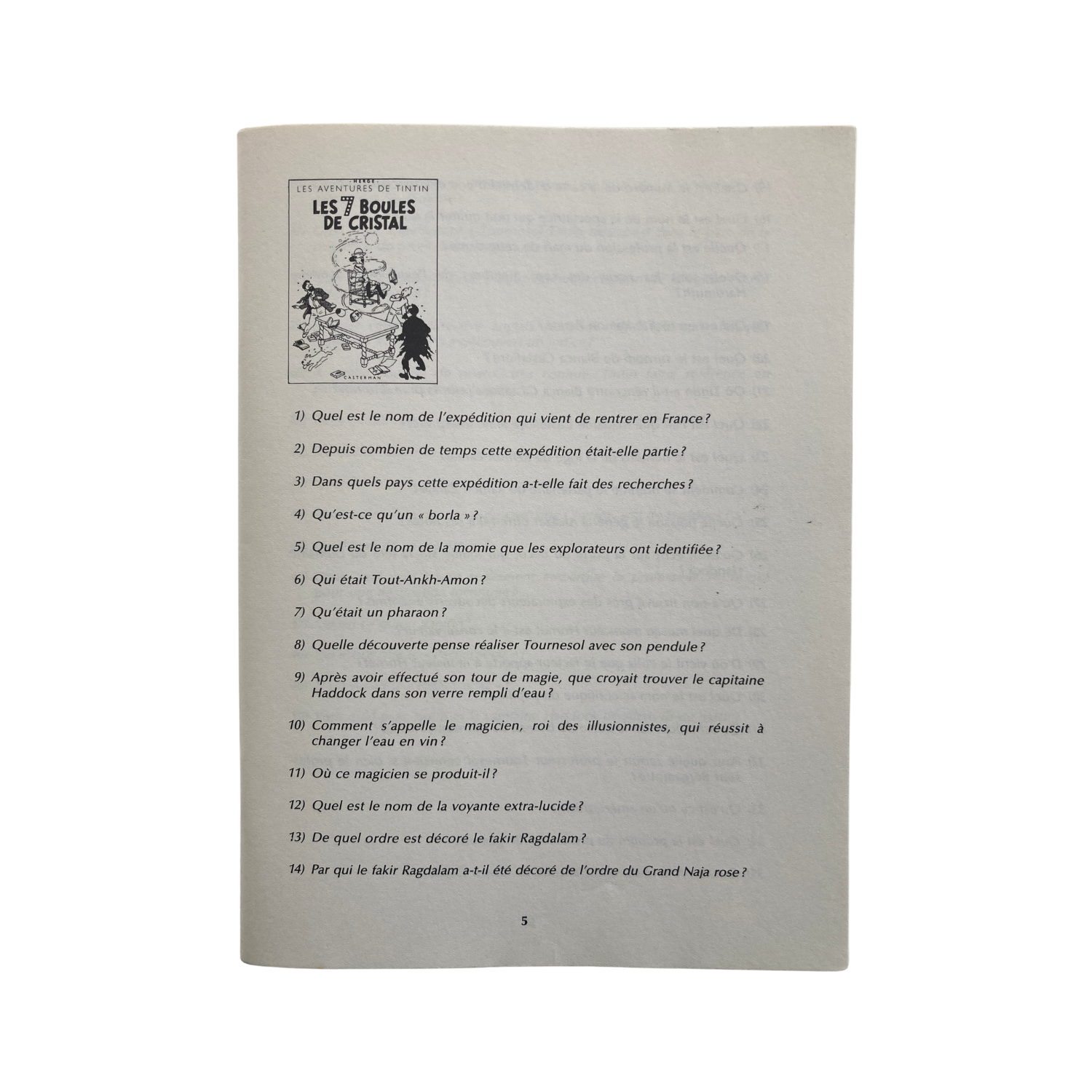 Livre "Êtes-vous Tintinologue" d'Espace714 avec couverture illustrée, destiné aux fans de Tintin et aux passionnés de bande dessinée.
