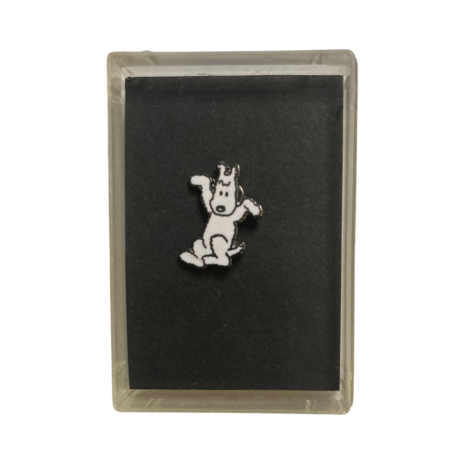 Pin’s Tintin avec Milou de Hergé, présenté dans une boîte Corner, illustrant le personnage emblématique de la bande dessinée.