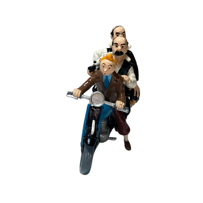 Personnages de Tintin, Milou et les Dupondt sur une moto, illustration colorée de la bande dessinée, par Espace714.