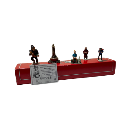 Illustration de Tintin au Tibet, personnage principal avec son fidèle chien Milou, en couverture de l'album de bande dessinée.