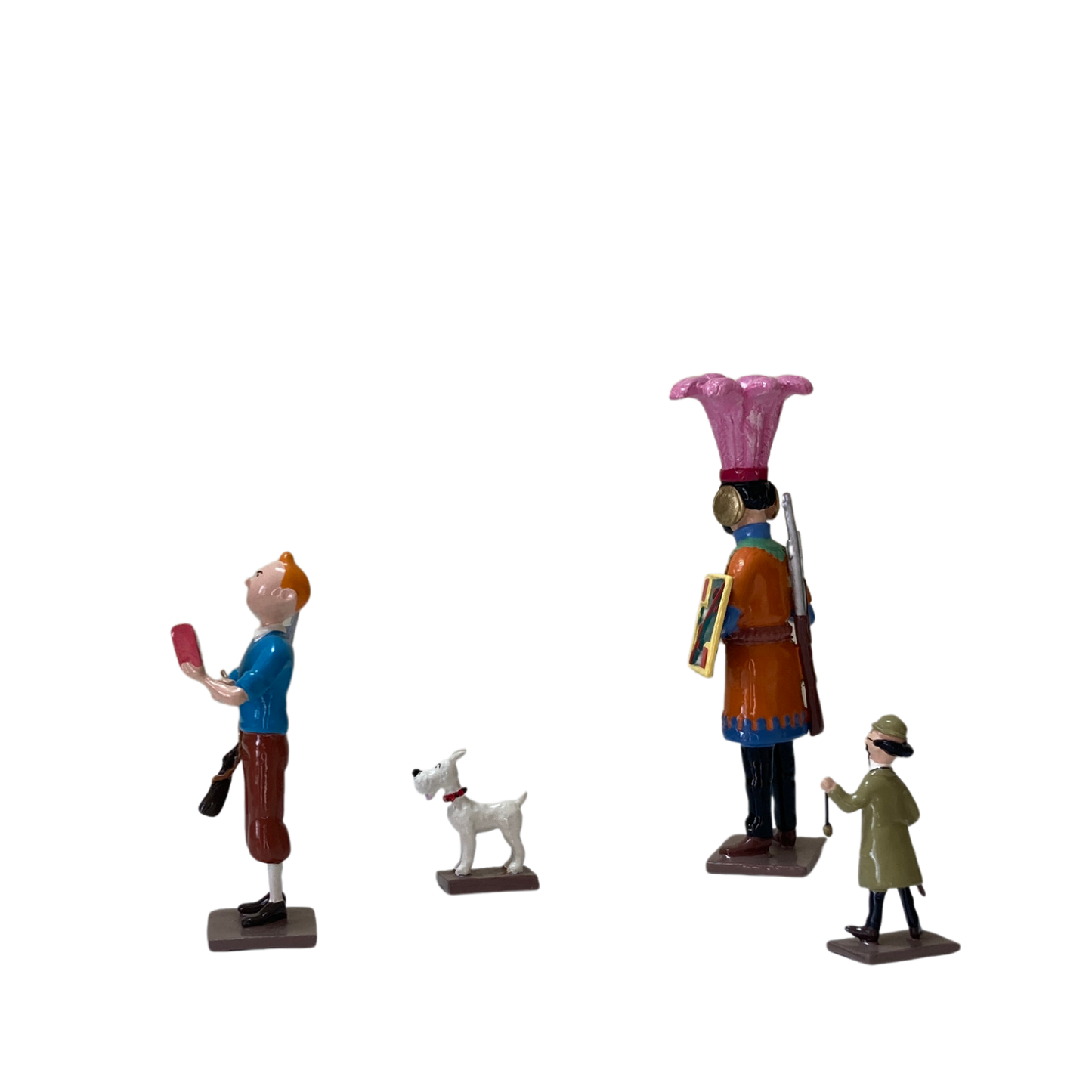 Page de couverture du livre "Tintin demande le permis de chasse" d'Espace714, illustration de Tintin avec une arme à la main.