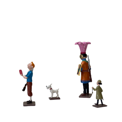 Page de couverture du livre "Tintin demande le permis de chasse" d'Espace714, illustration de Tintin avec une arme à la main.