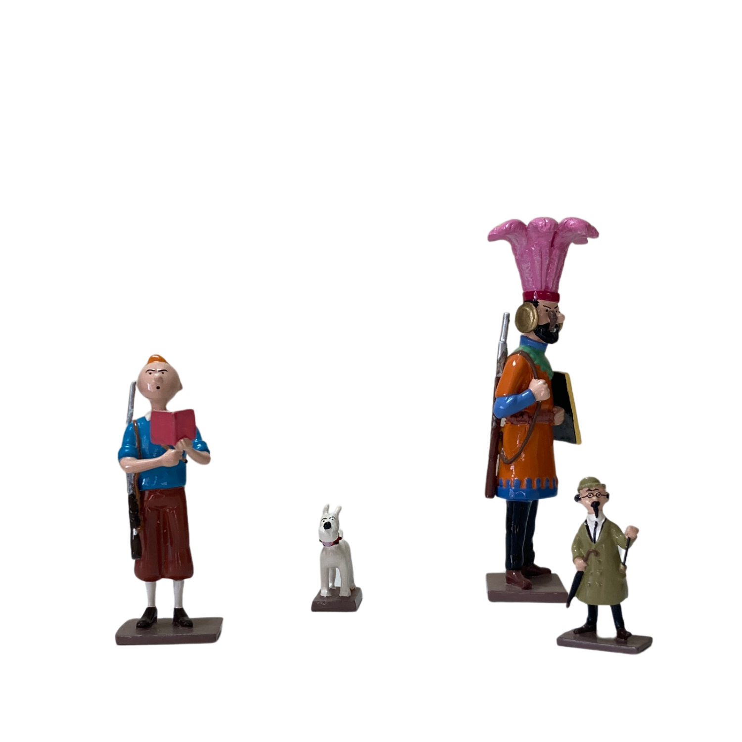 Image de Tintin demandant le permis de chasse, couverture du livre publié par Espace714, illustrée avec Tintin en situation.