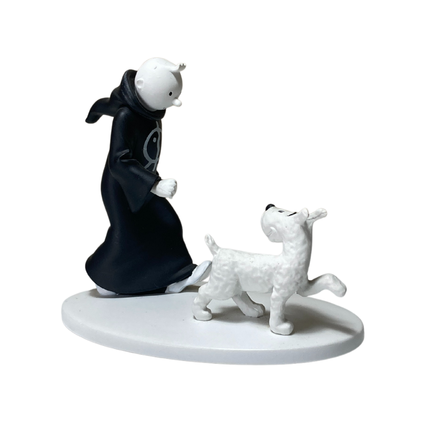 Figure de Tintin en toge avec Milou dans un décor indien, illustration colorée de la bande dessinée Tintin en Toge et Milou en Inde.